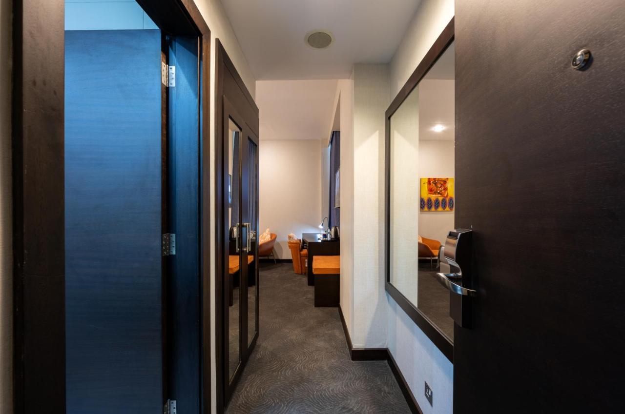 Ramada Encore Doha By Wyndham Exterior photo