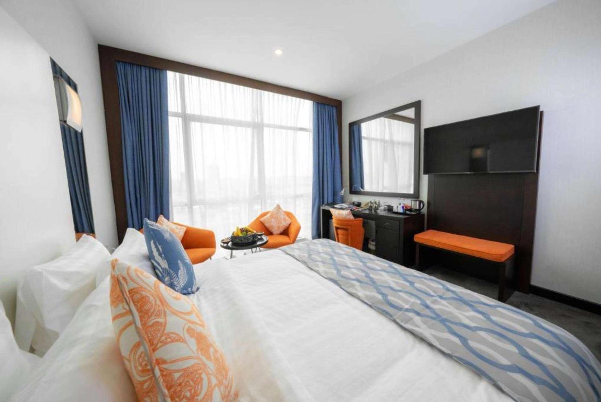 Ramada Encore Doha By Wyndham Exterior photo
